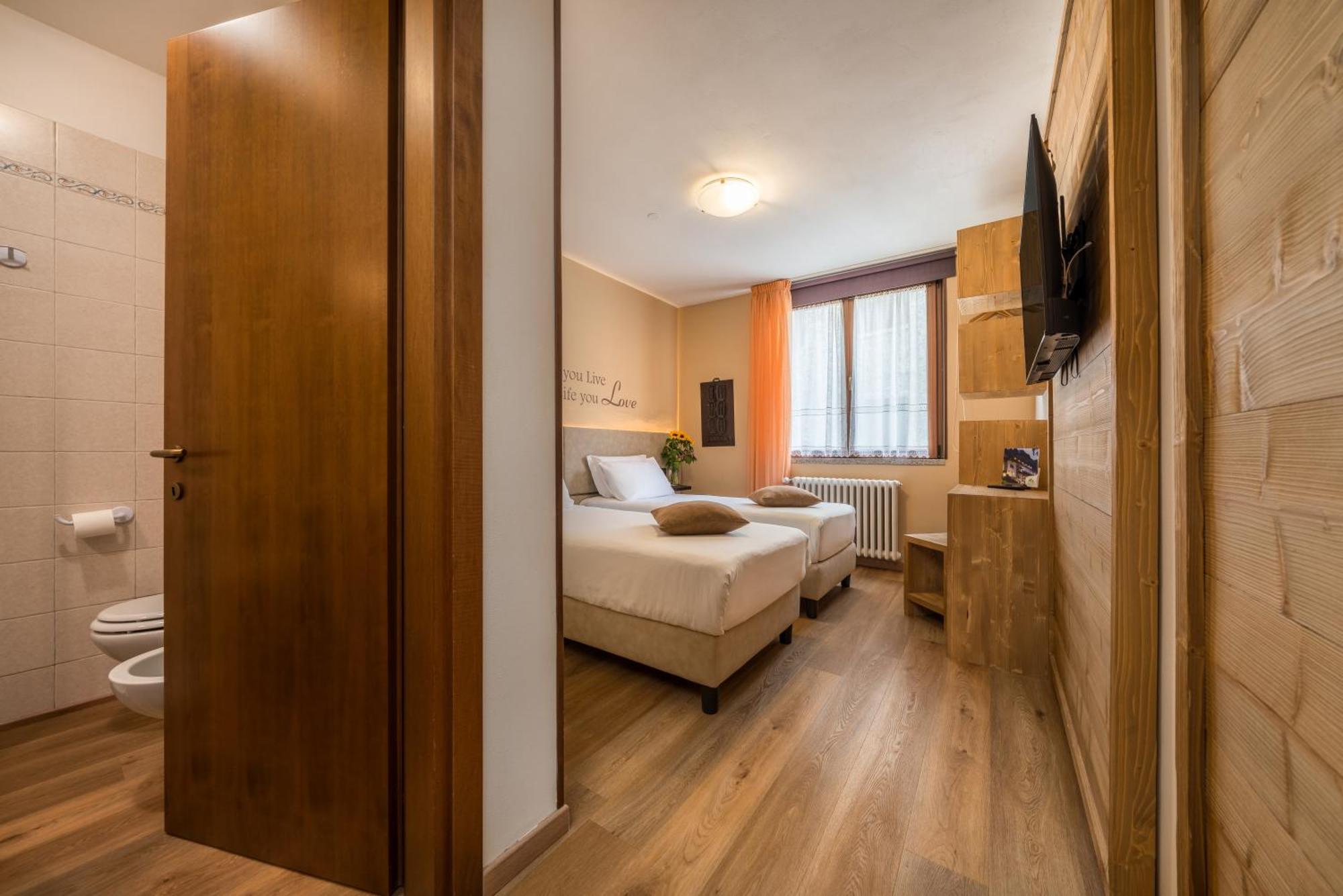 Hotel Oasi Verde Bienno Zewnętrze zdjęcie