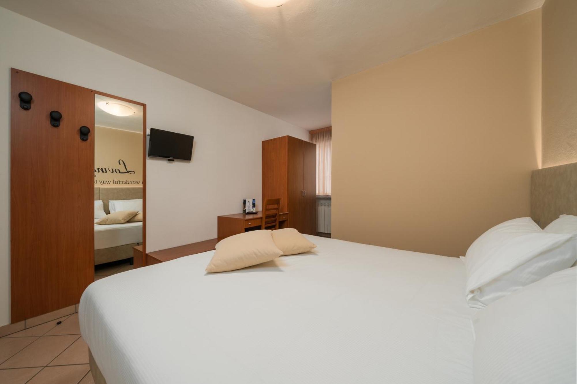 Hotel Oasi Verde Bienno Zewnętrze zdjęcie