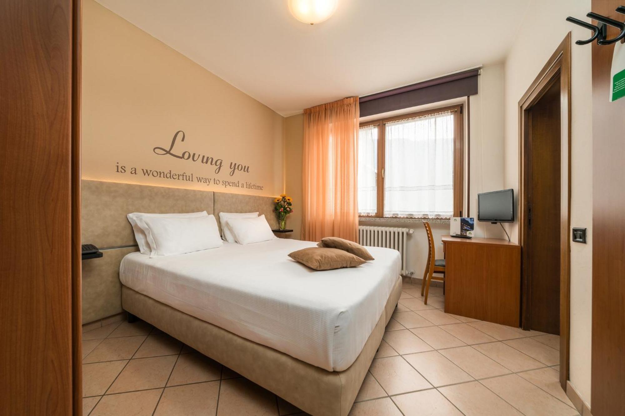 Hotel Oasi Verde Bienno Zewnętrze zdjęcie